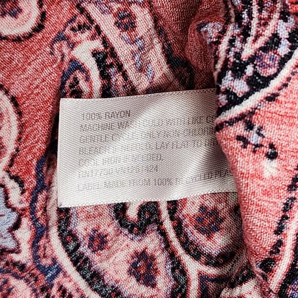 Mossimo Blouse Top Women's XS Red Paisley Cold Shoulder Bell Sleeve Top - Picture 5 of 10